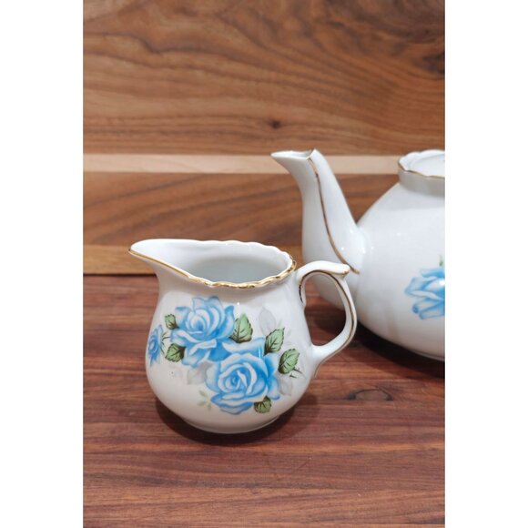Vintage Blue Rose Shafford China Porcelain Tea Set - Teapot Sugar Bowl & Creamer - Picture 5 of 11